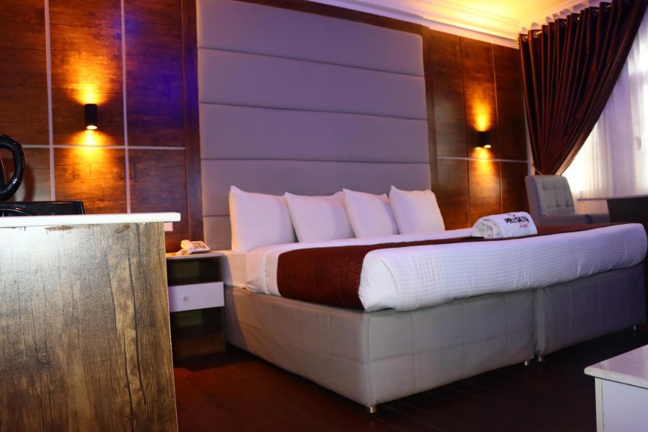 Hotel Presken White House 3*